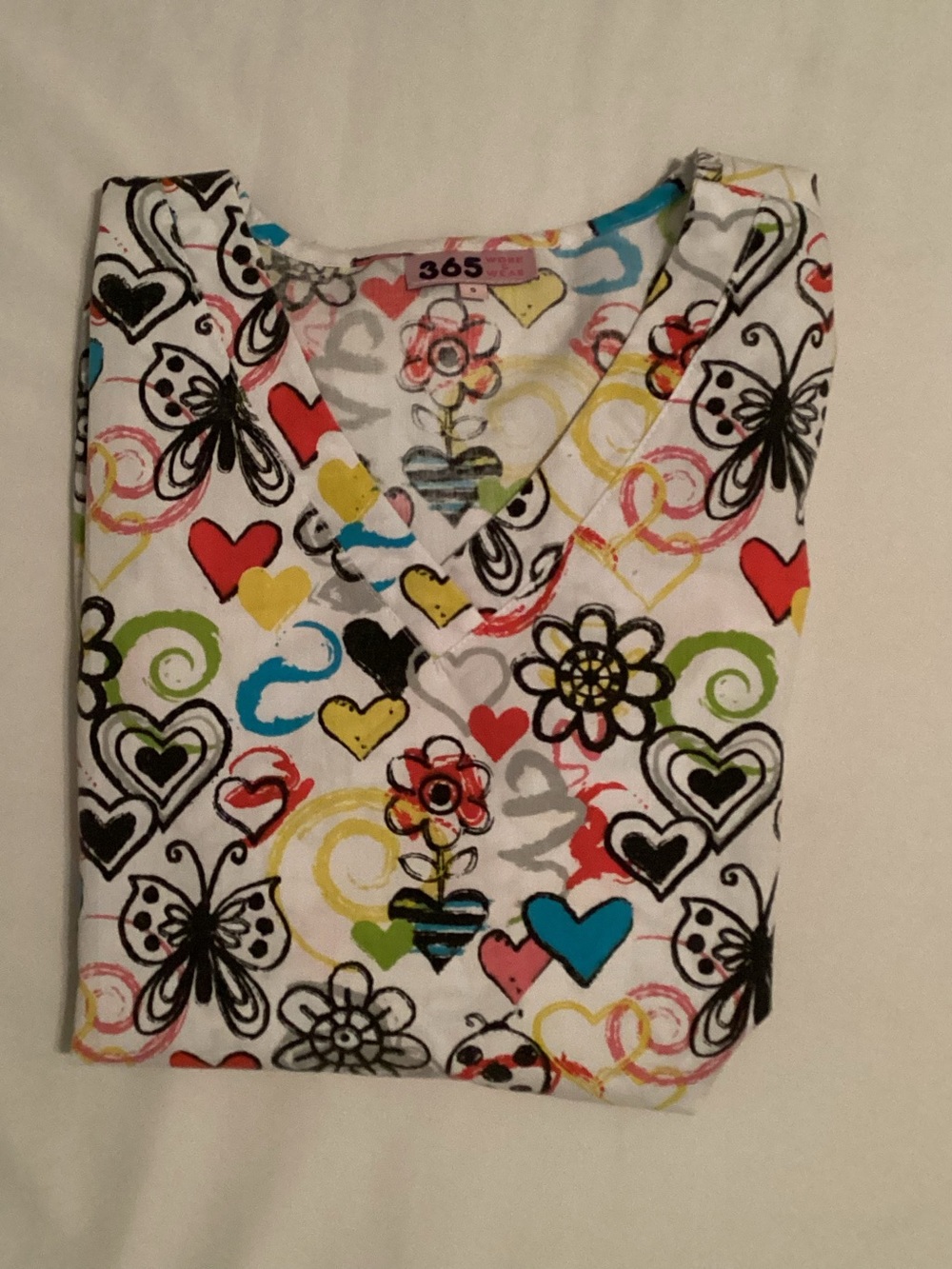 365 a work & Wear Ladies Multi-color V- Neck Scrubs Top Size S
